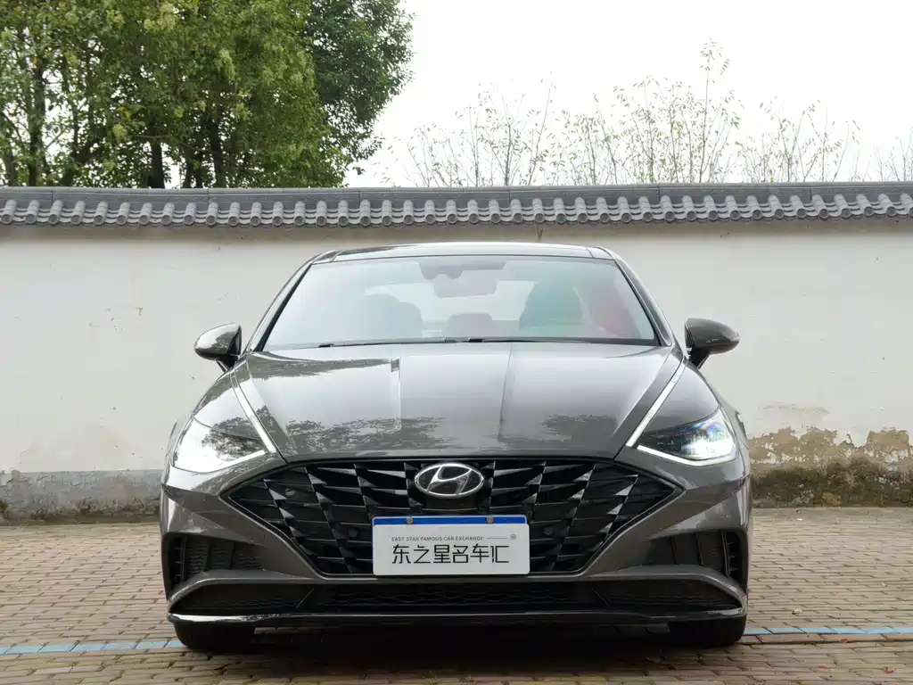 Hyundai Sonata — фото 2
