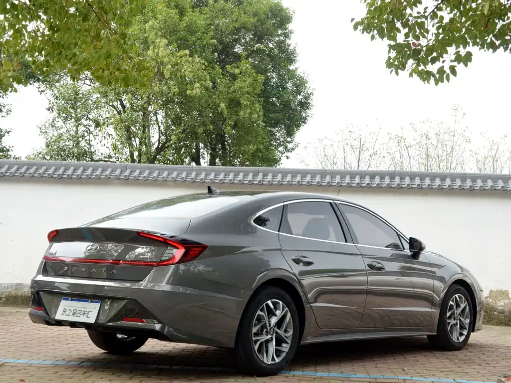 Hyundai Sonata — фото 4