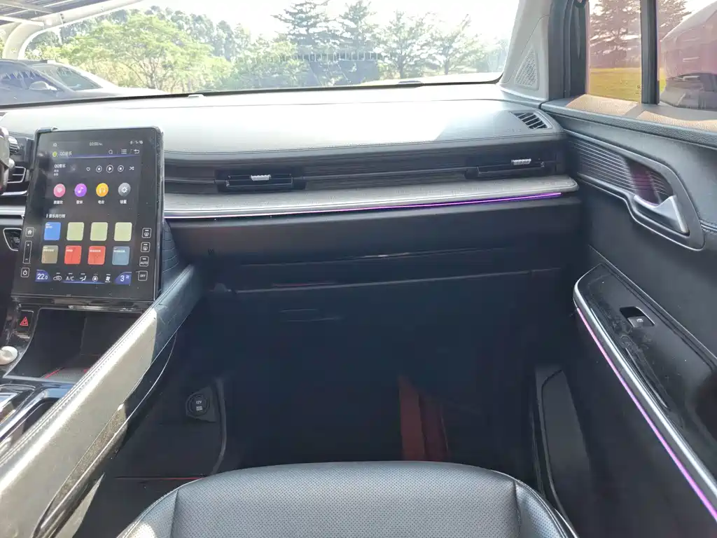Hyundai Custo — фото 17