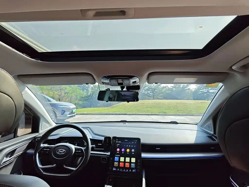 Hyundai Custo — фото 18