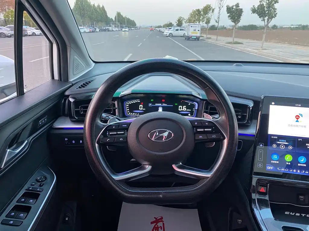Hyundai Custo — фото 6