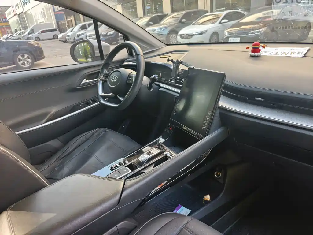 Hyundai Custo — фото 13