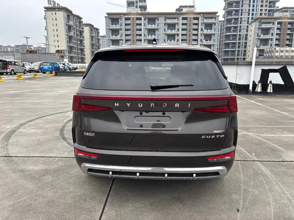Hyundai Custo — фото 4