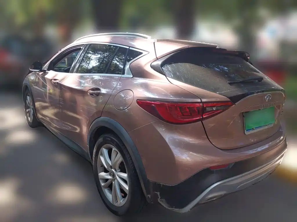 Infiniti QX30 — фото 4