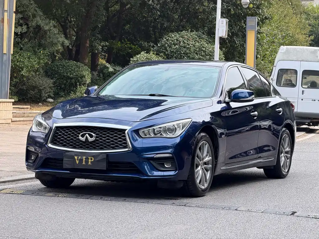 Infiniti Q50L — фото 3