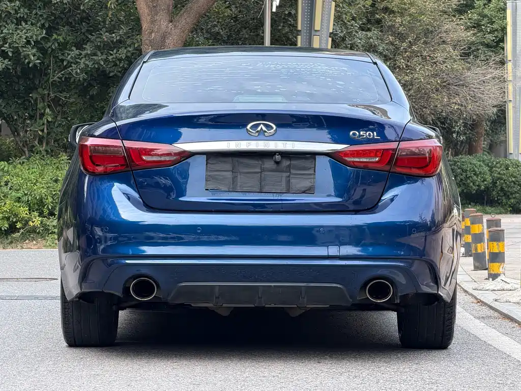 Infiniti Q50L — фото 4