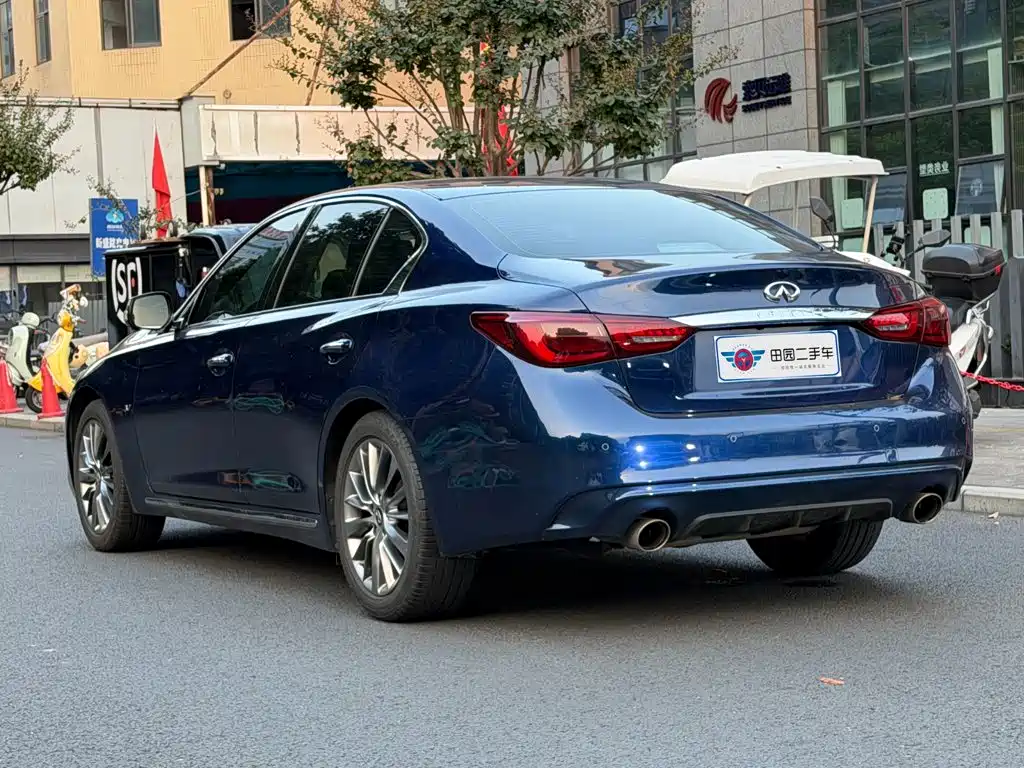 Infiniti Q50L — фото 4