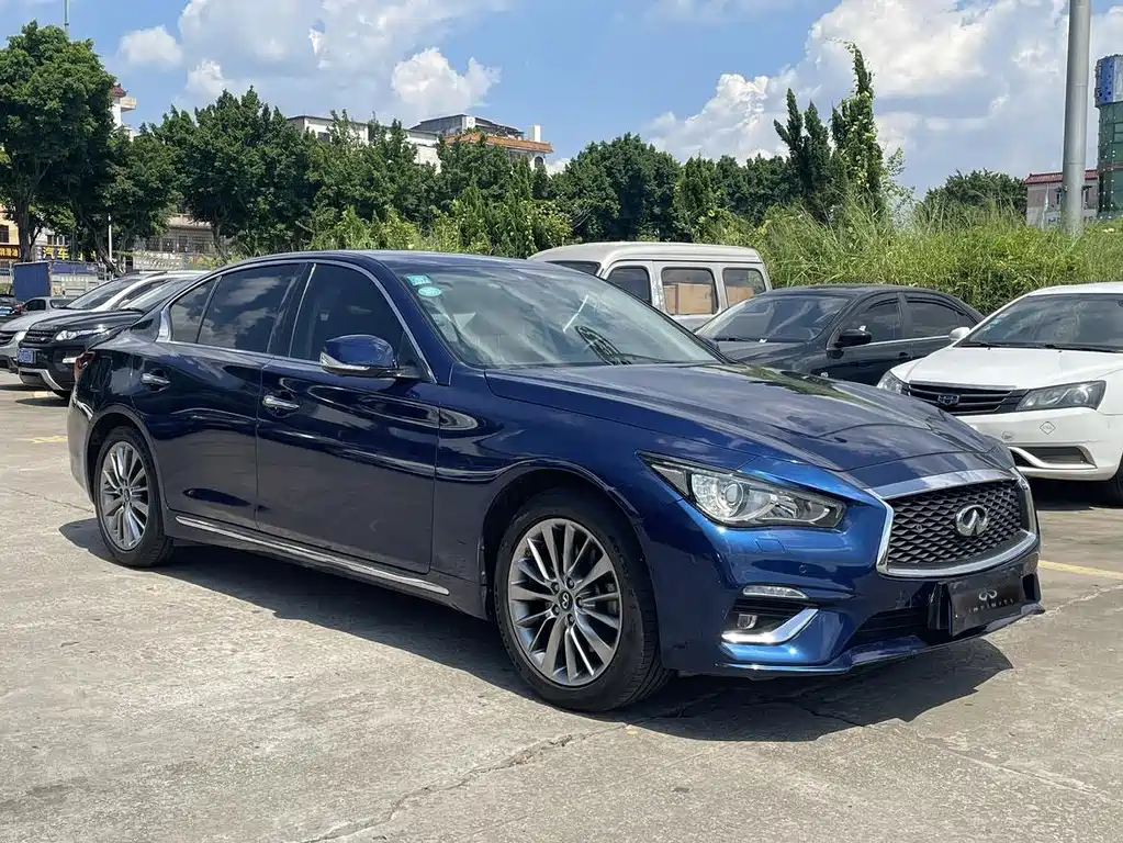 Infiniti Q50L — фото 3