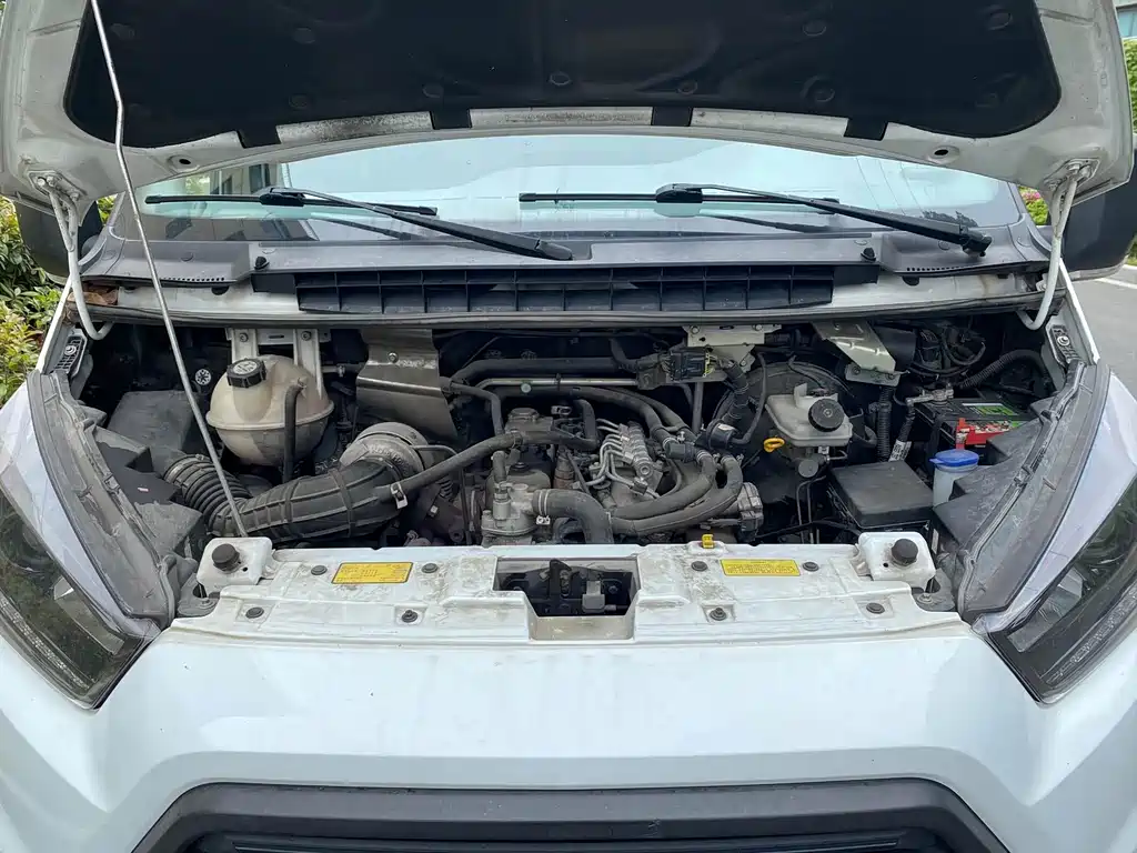 JMC Tesla — фото 6