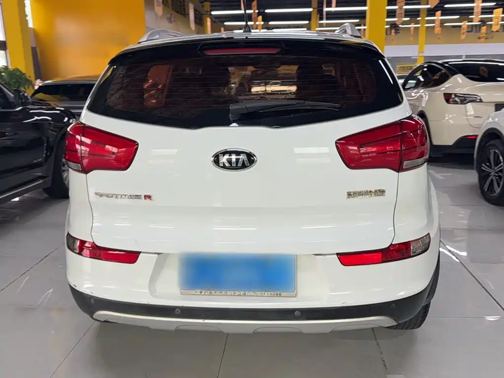 Kia Sportage — фото 5