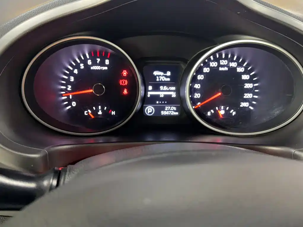 Kia Sportage — фото 10