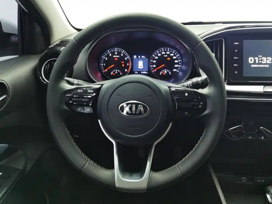 Kia KX1 — фото 15