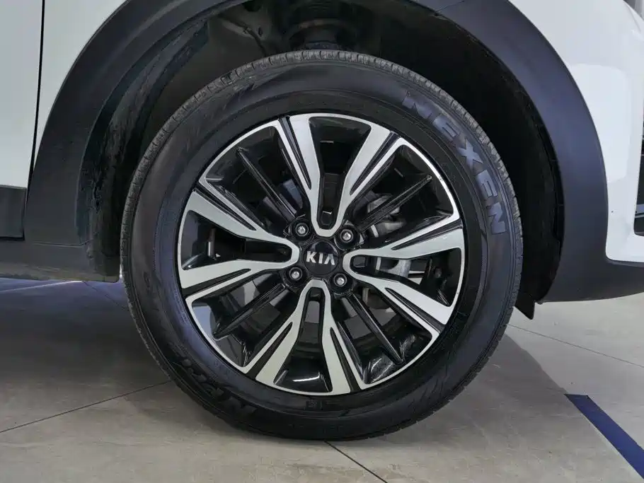 Kia KX1 — фото 6