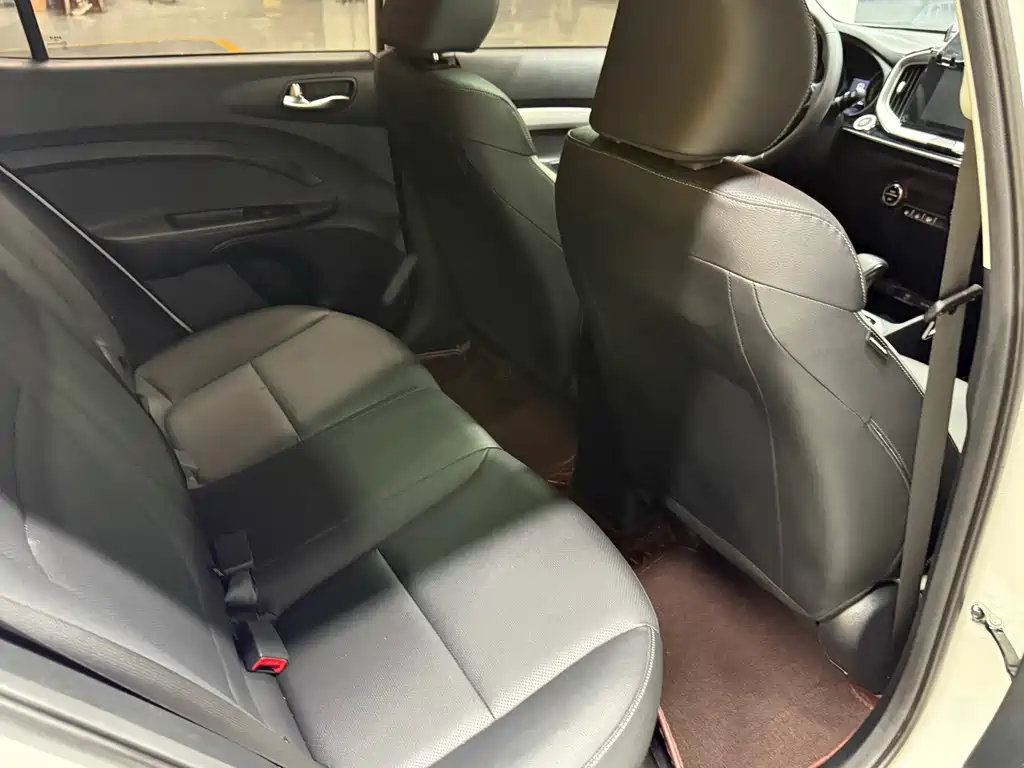 Kia KX1 — фото 13