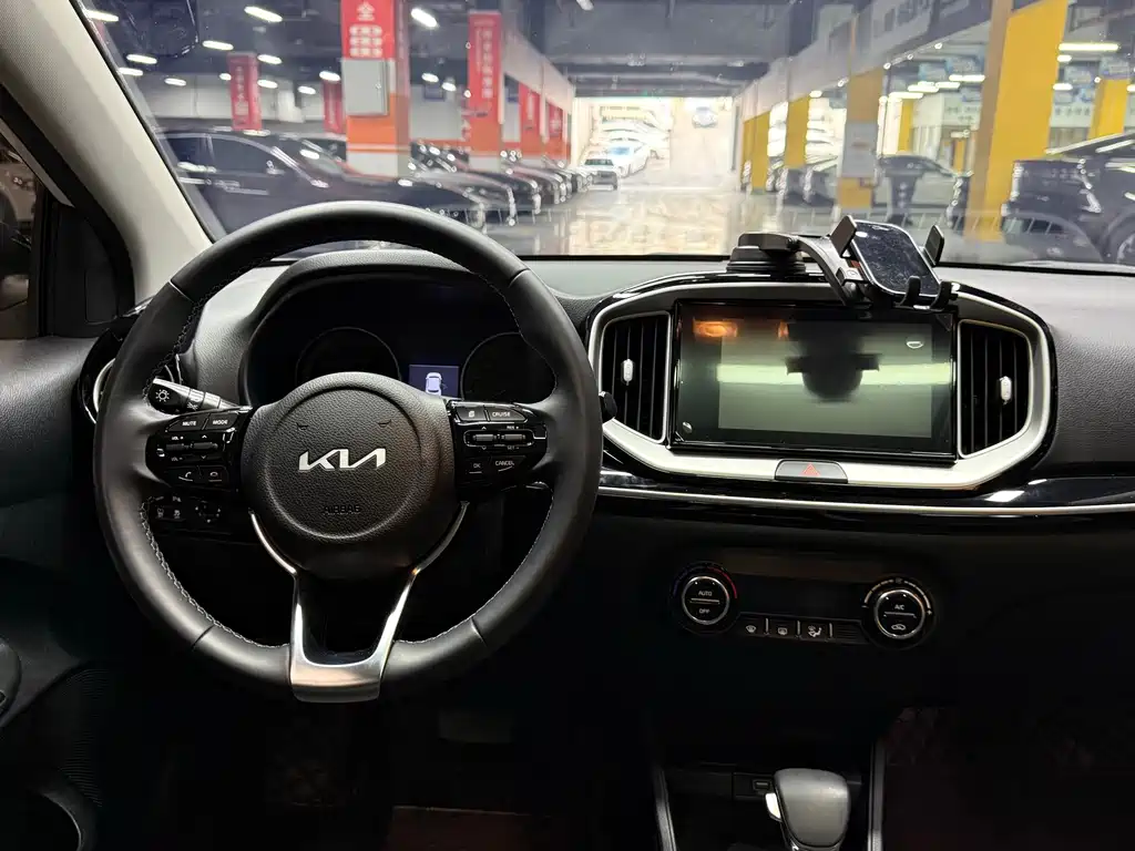 Kia KX1 — фото 17
