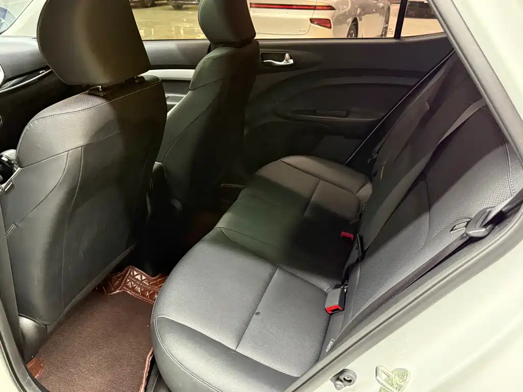 Kia KX1 — фото 10