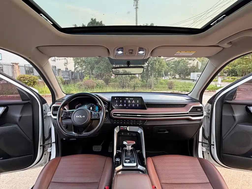 Kia Sportage — фото 5