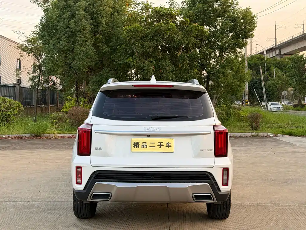 Kia Sportage — фото 8