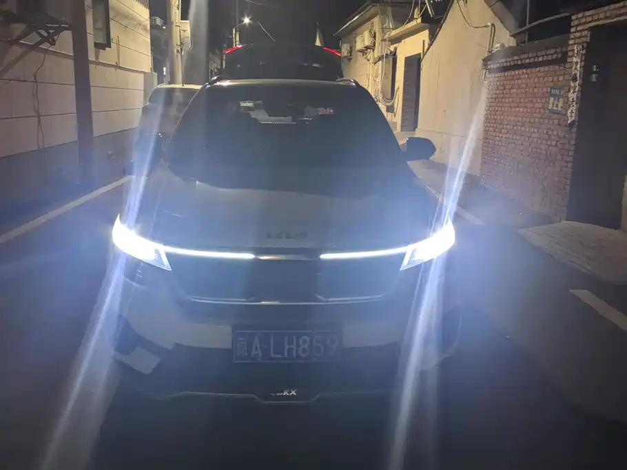 Kia KX3 — фото 2