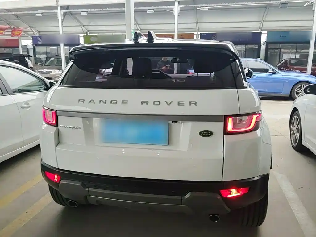 Land Rover Evoque — фото 5