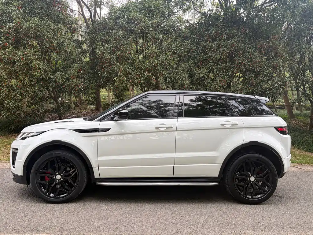 Land Rover Evoque — фото 4