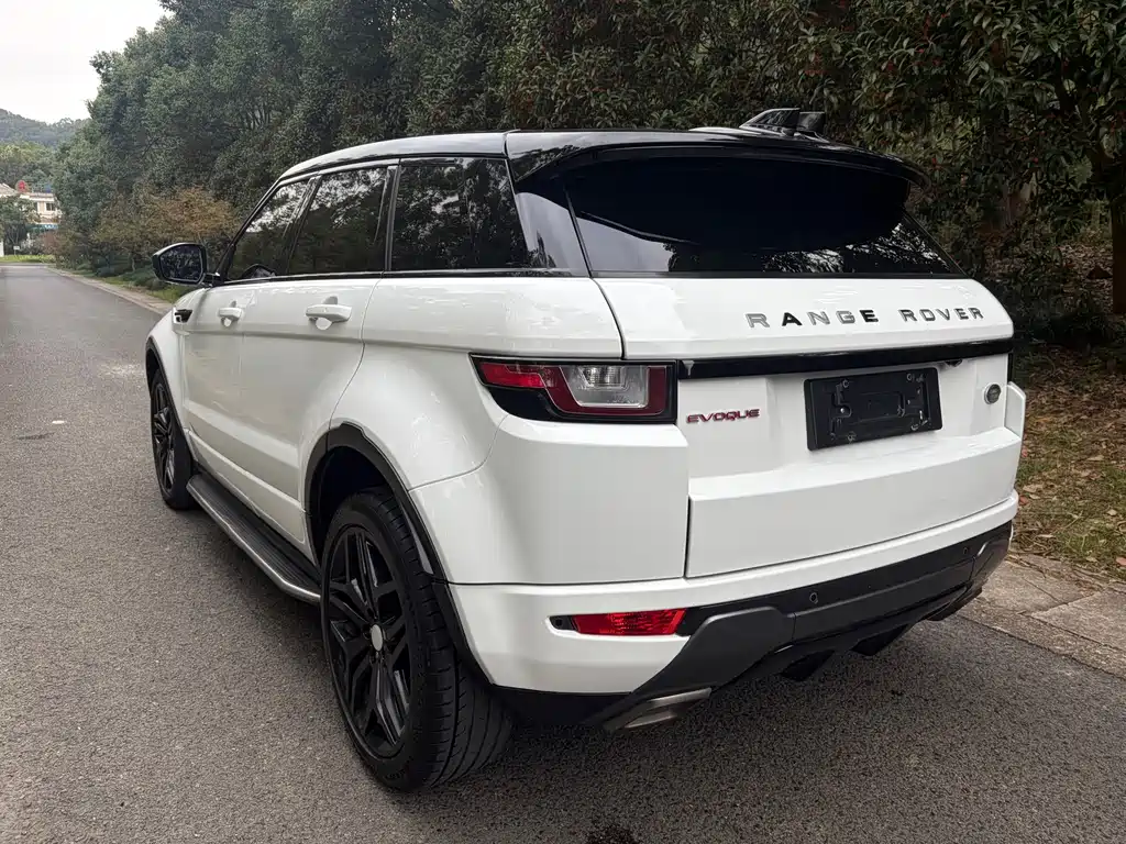 Land Rover Evoque — фото 6
