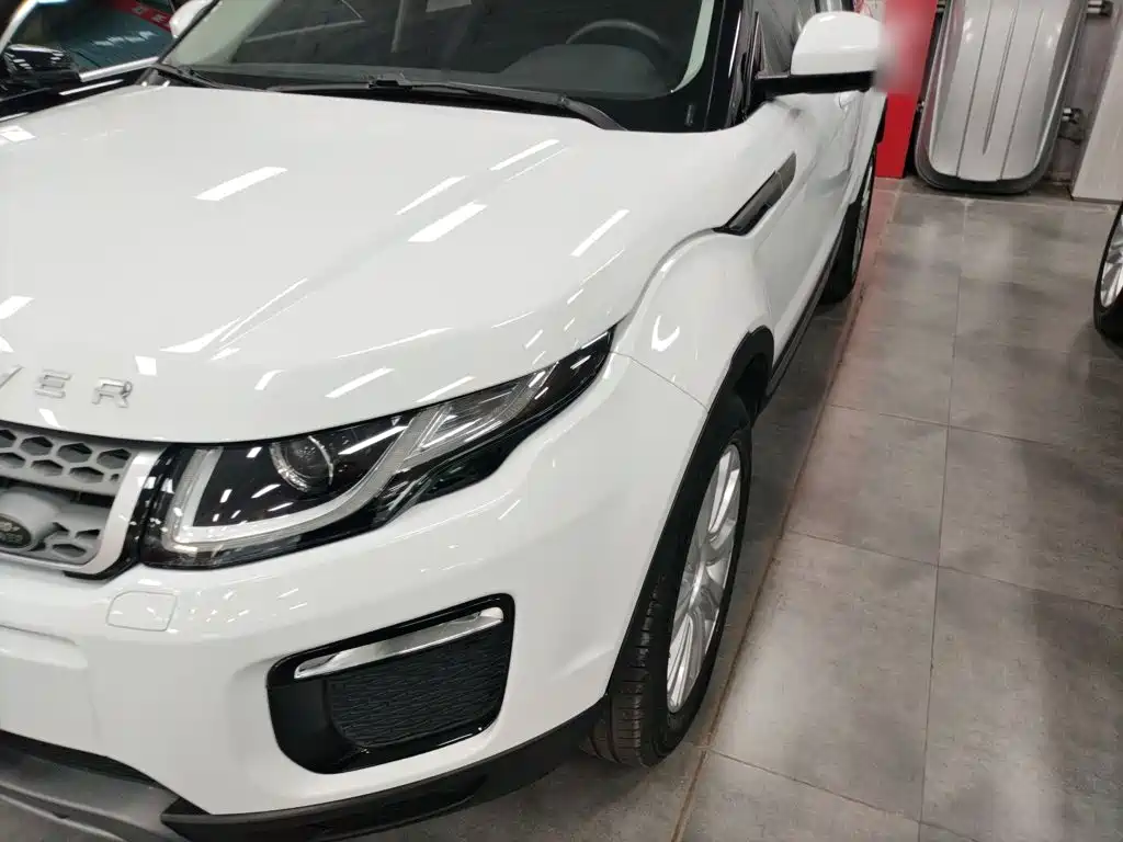 Land Rover Evoque — фото 14