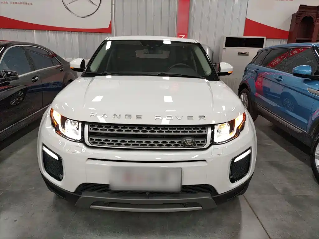 Land Rover Evoque — фото 18