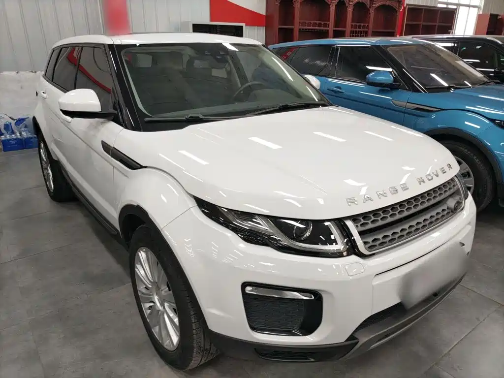Land Rover Evoque — фото 19