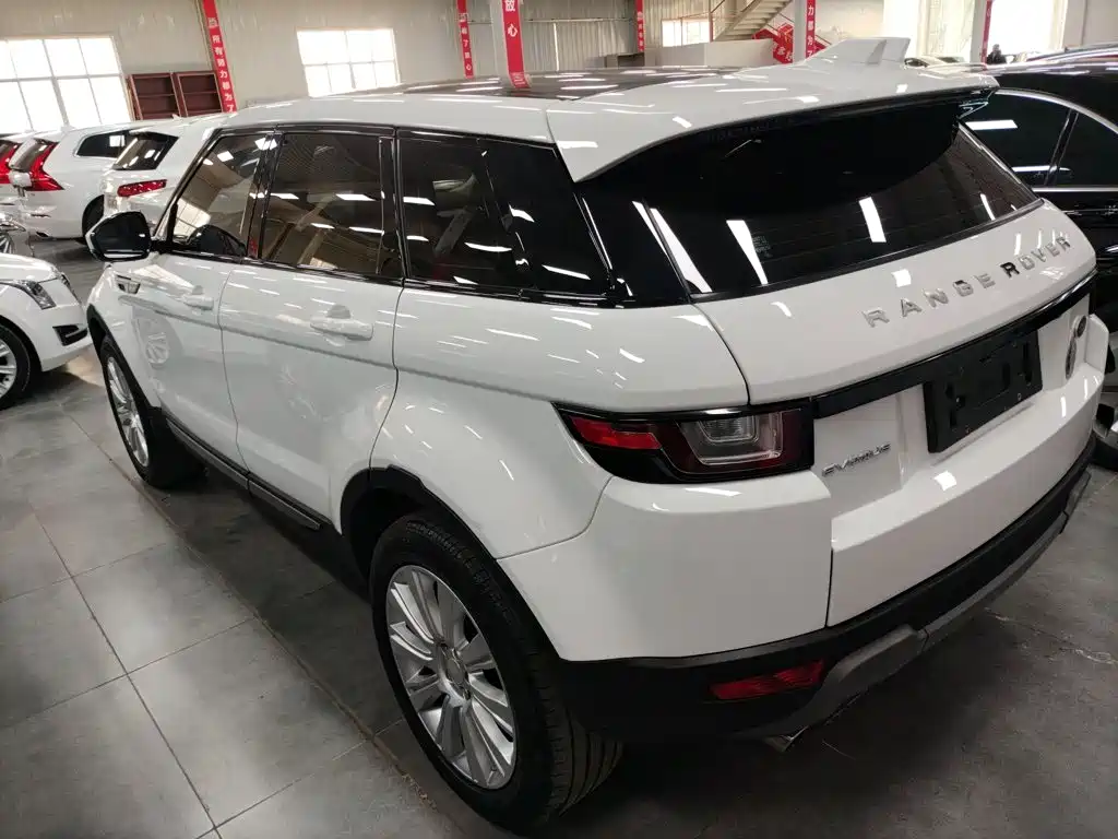 Land Rover Evoque — фото 20