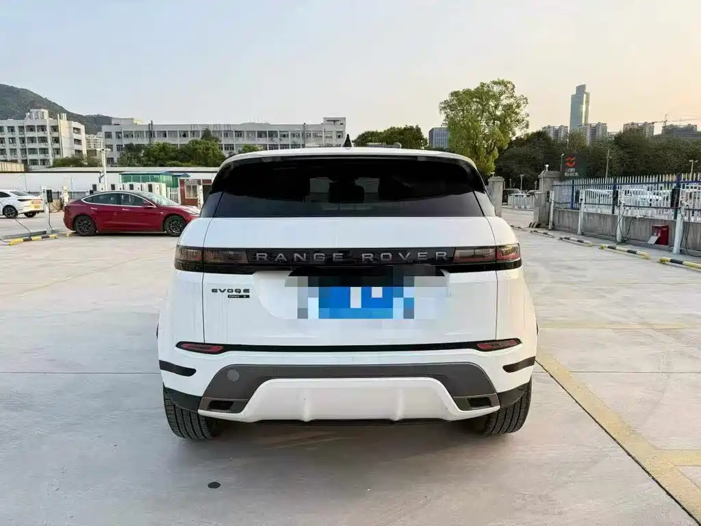 Land Rover Evoque — фото 9