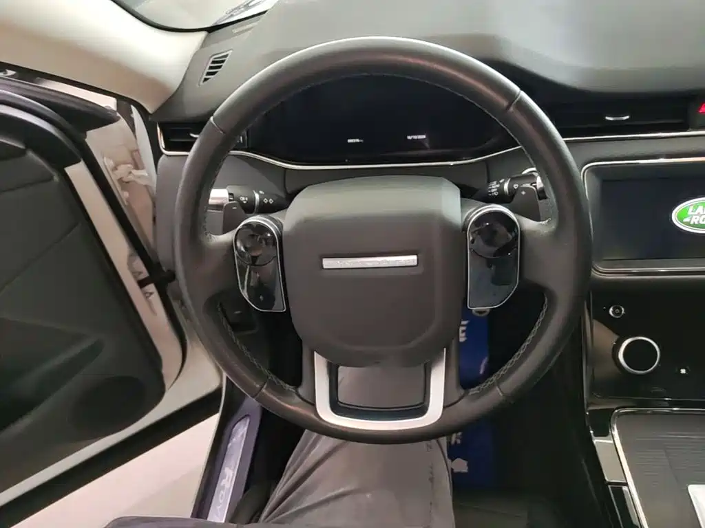 Land Rover Evoque — фото 10