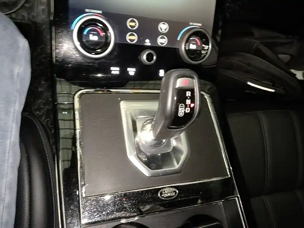 Land Rover Evoque — фото 13