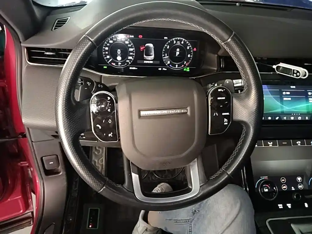 Land Rover Evoque — фото 10