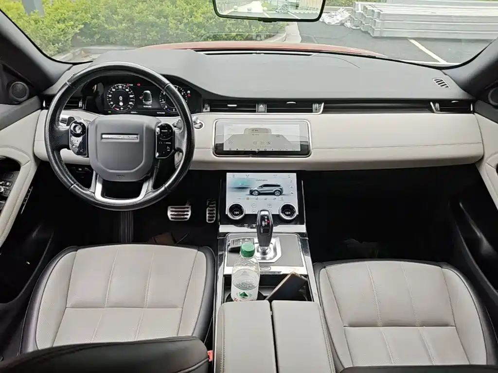 Land Rover Evoque — фото 9