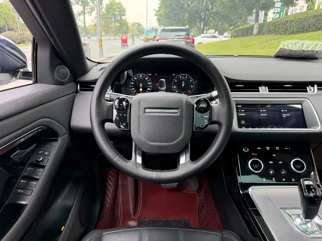 Land Rover Evoque — фото 14
