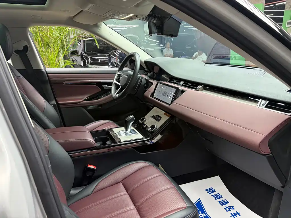 Land Rover Evoque — фото 8