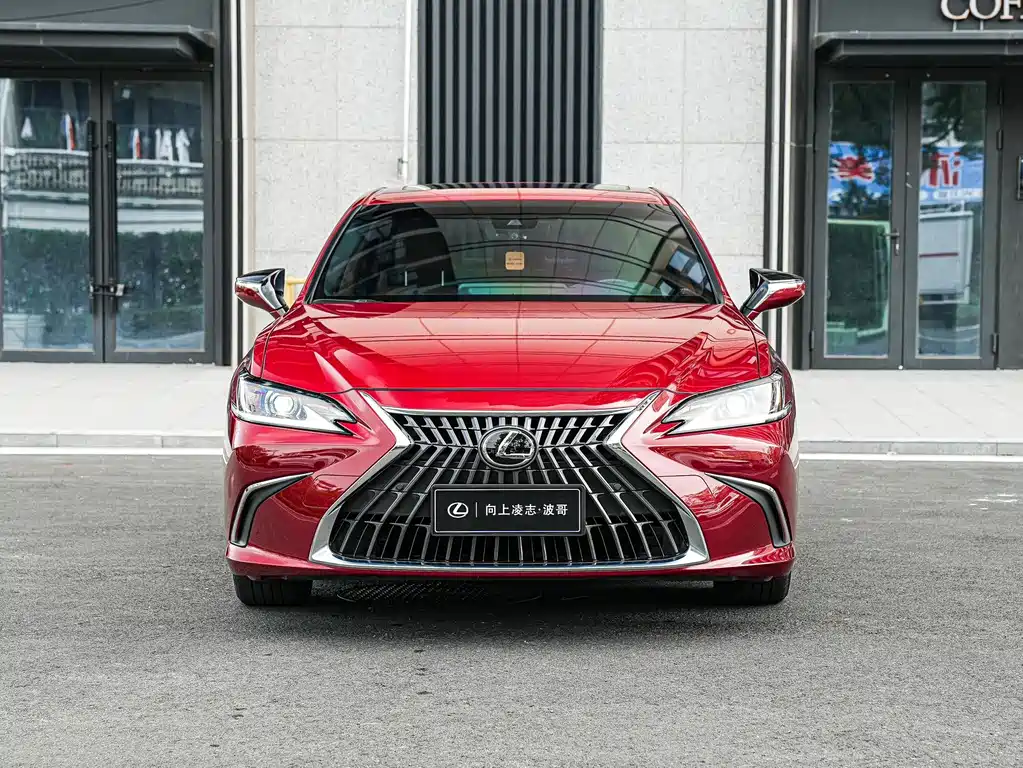 Lexus ES — фото 2