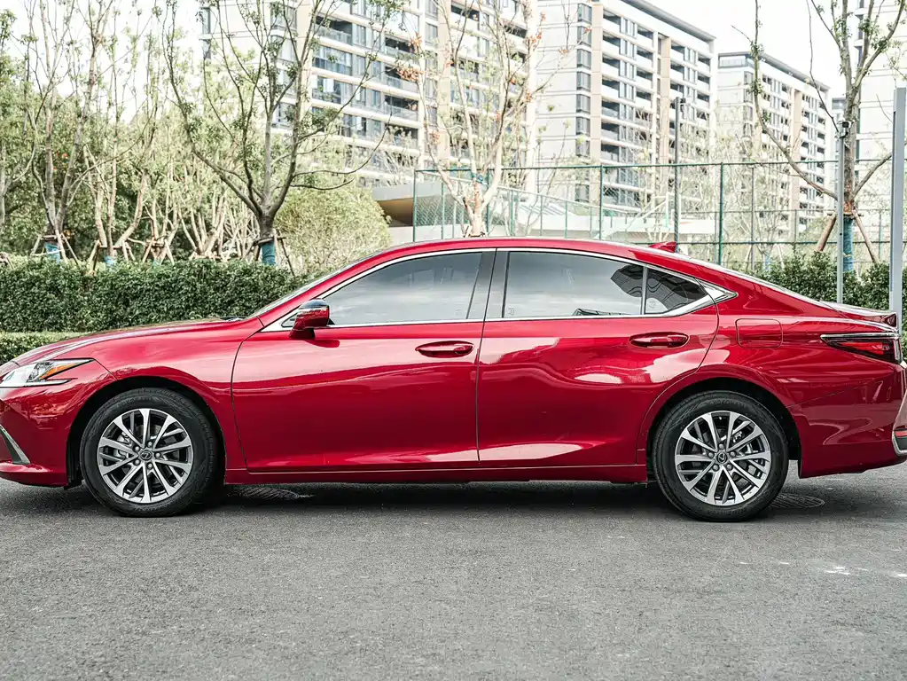 Lexus ES — фото 7