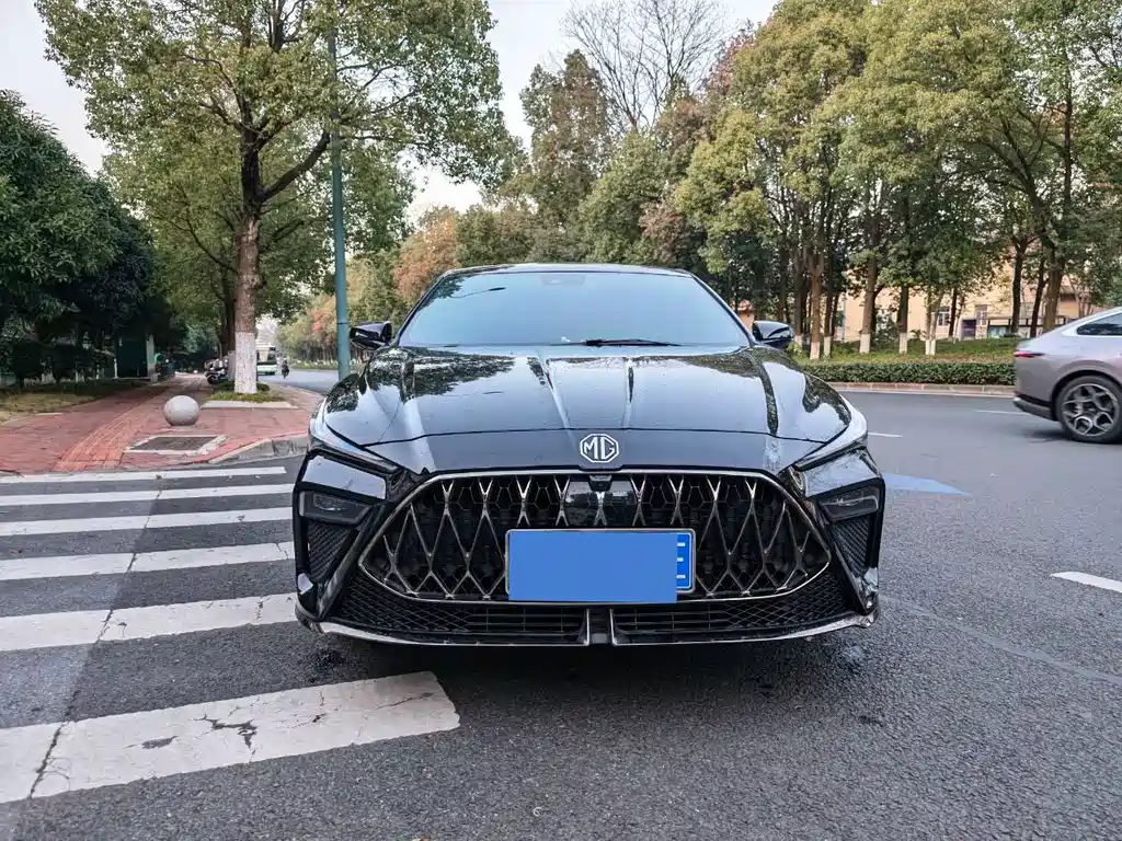 MG MG5 Scorpio — фото 2