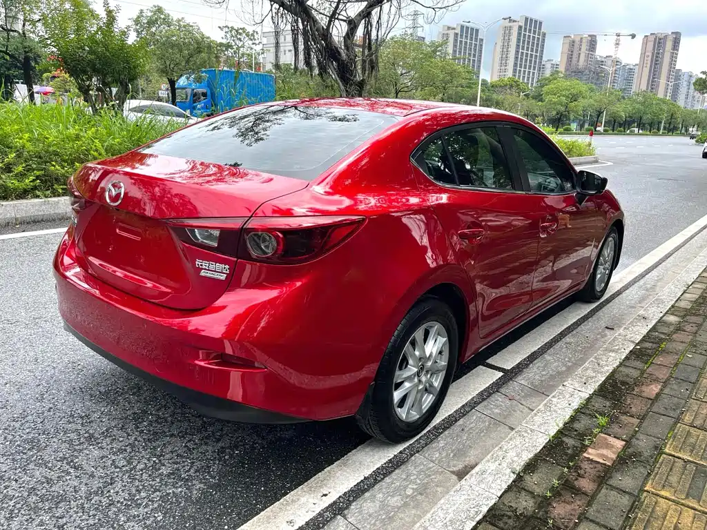 Mazda 3 Axela — фото 8