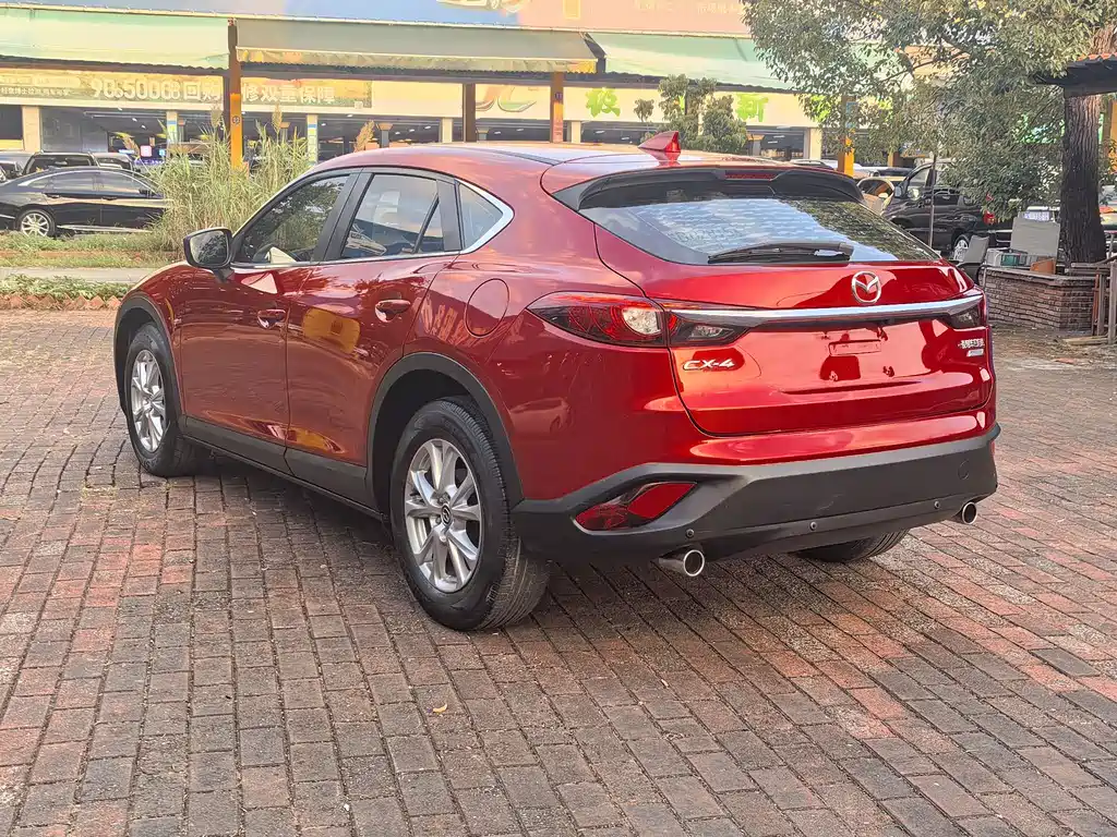 Mazda CX-4 — фото 4
