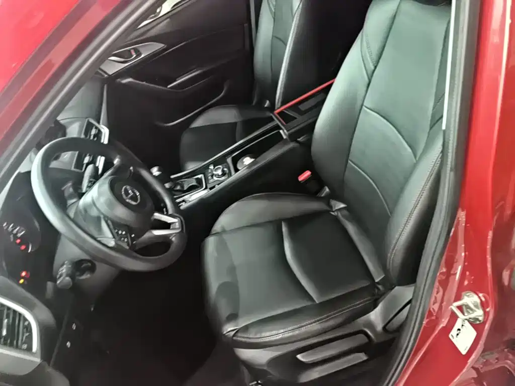 Mazda 3 Axela — фото 14