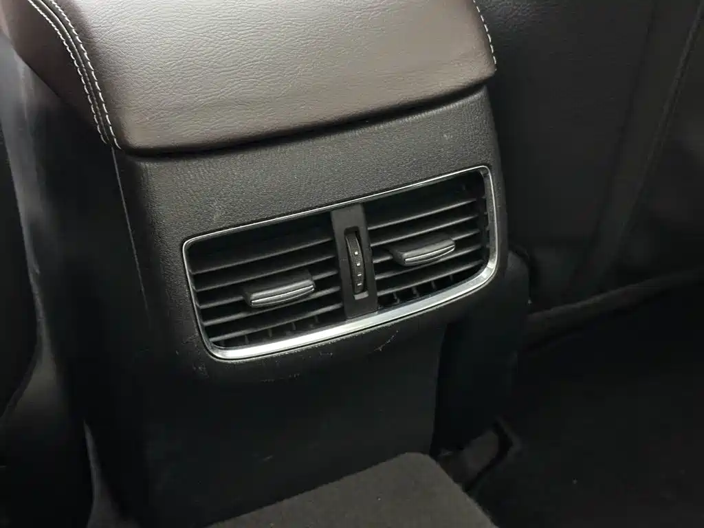 Mazda Atenza — фото 20