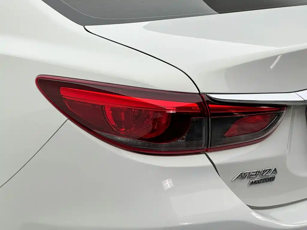 Mazda Atenza — фото 31