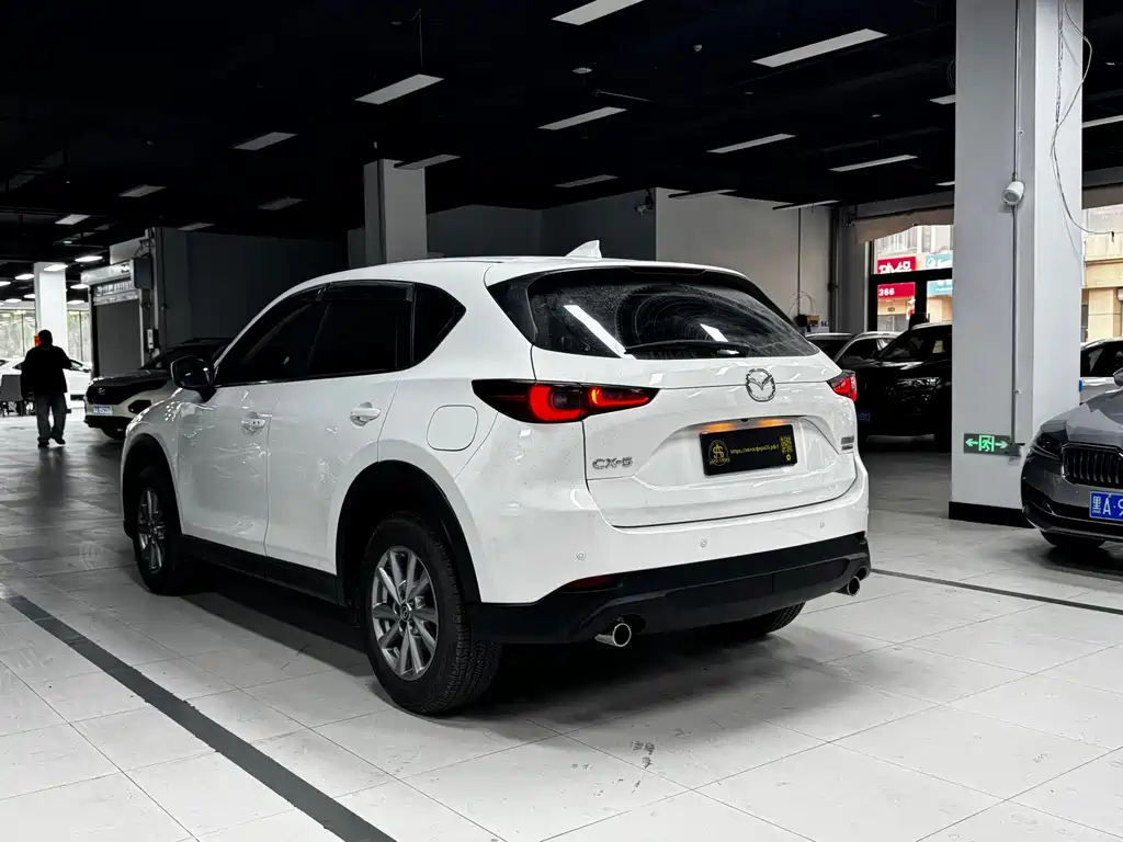 Mazda CX-5 — фото 8