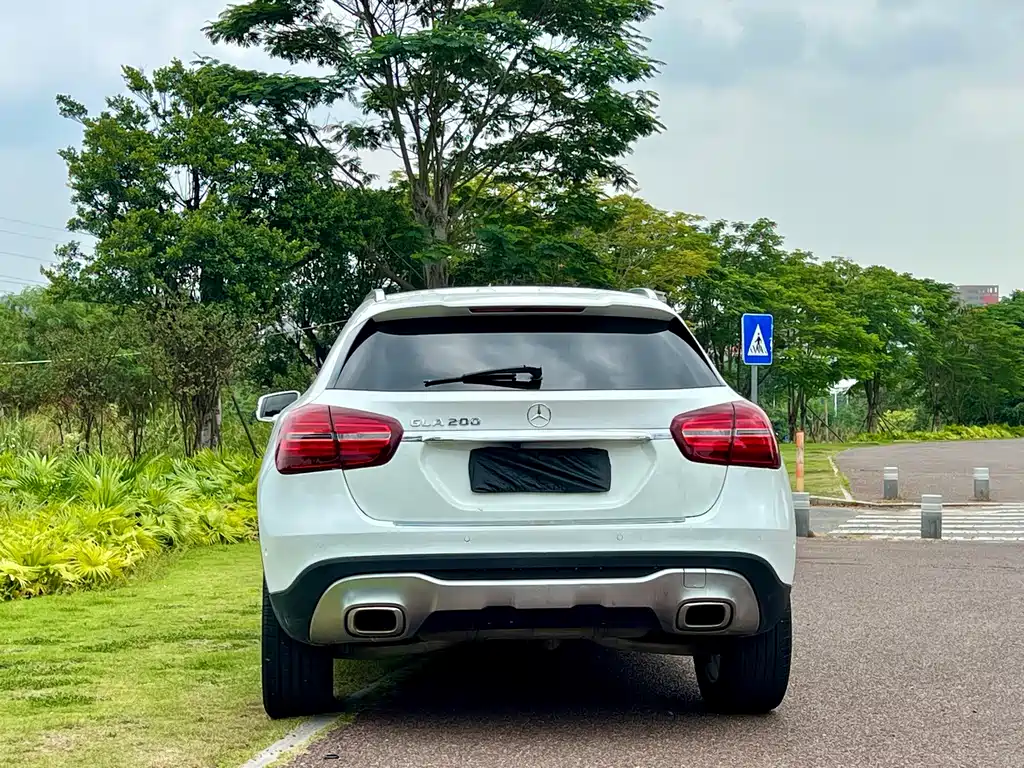 Mercedes-Benz GLA — фото 8