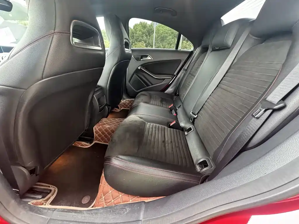 Mercedes-Benz CLA (Import) — фото 14