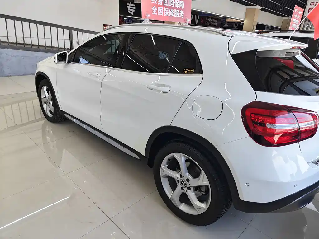 Mercedes-Benz GLA — фото 4