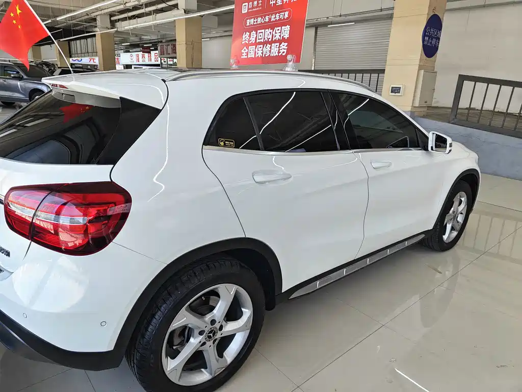 Mercedes-Benz GLA — фото 5
